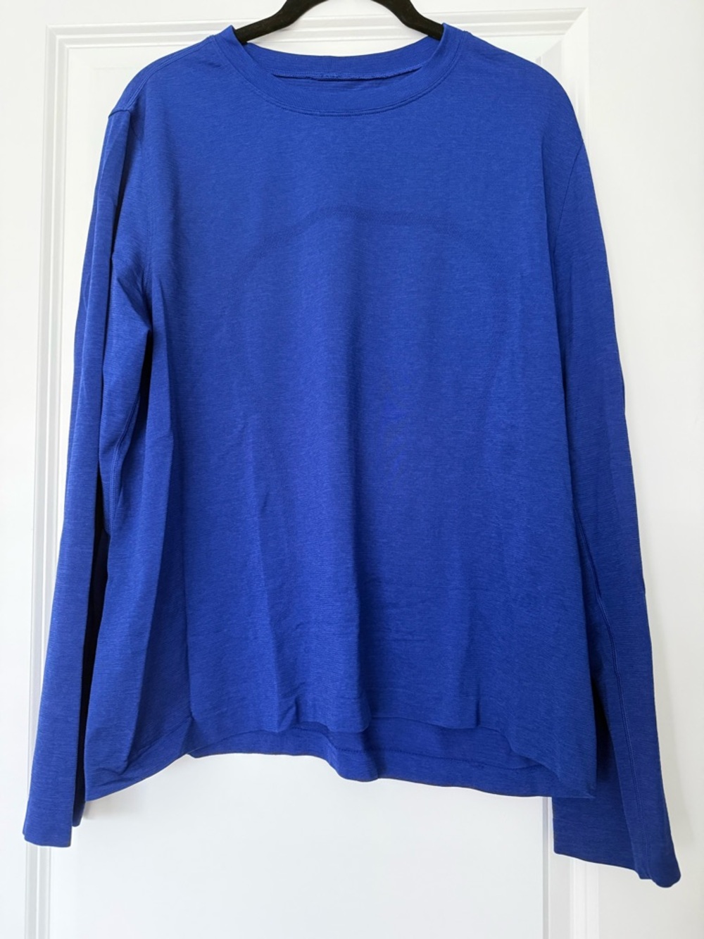 lululemon athletica Long Sleeve Crew Top in Royal/True Blue